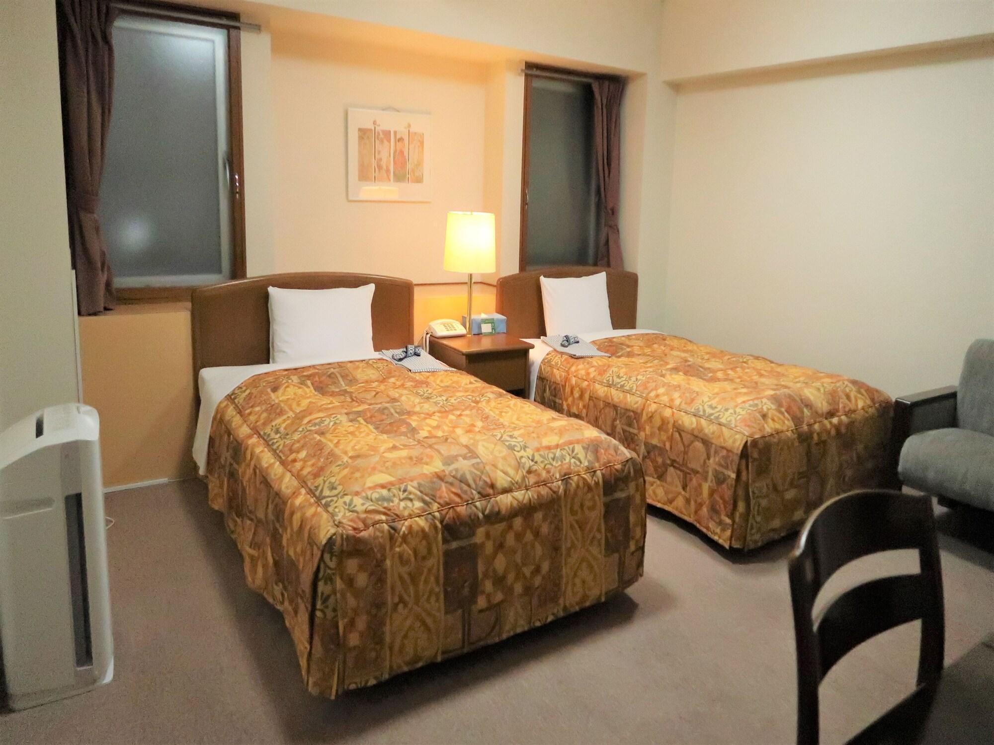 Hotel Tokeidai Саппоро Экстерьер фото
