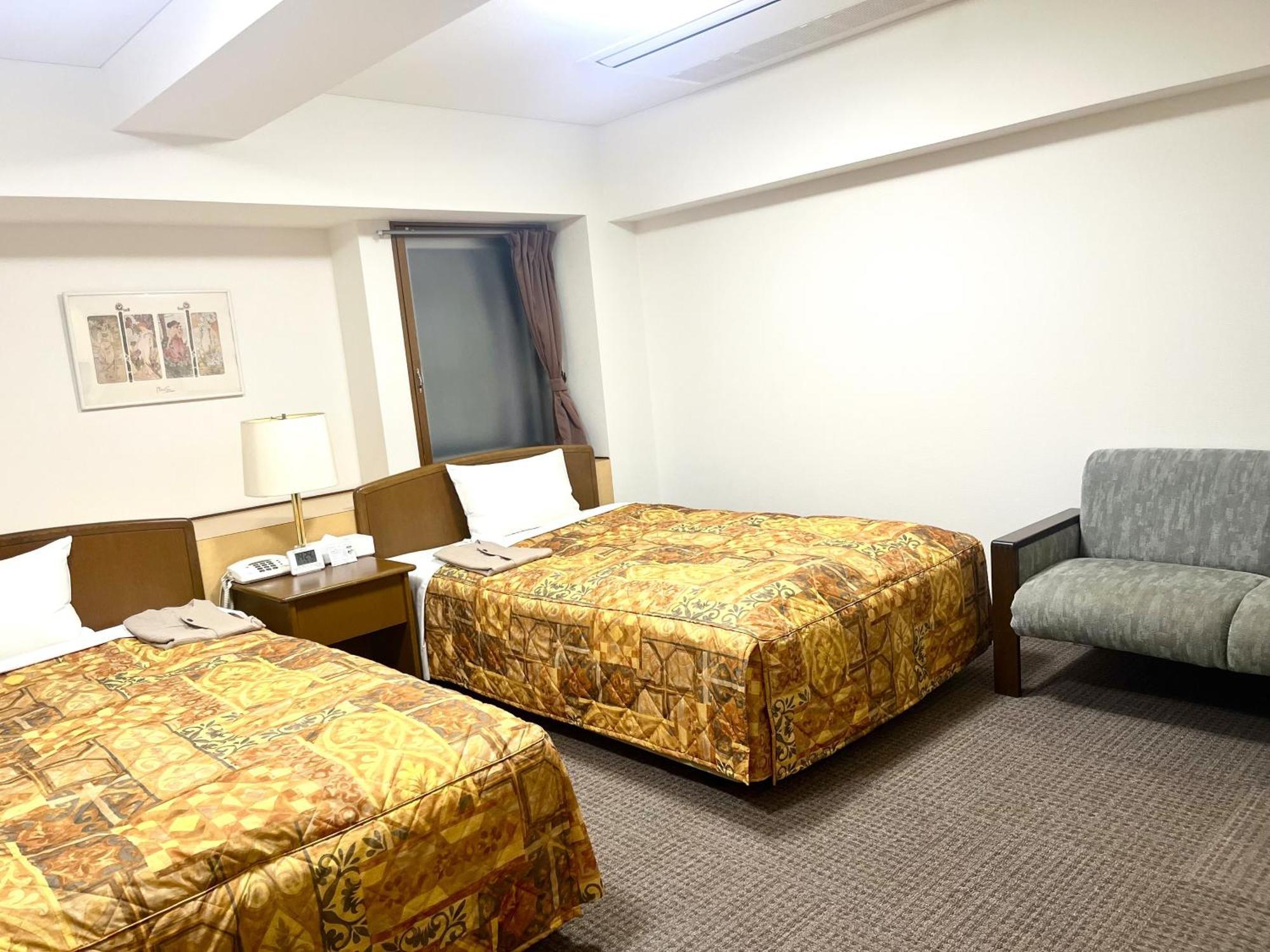 Hotel Tokeidai Саппоро Экстерьер фото