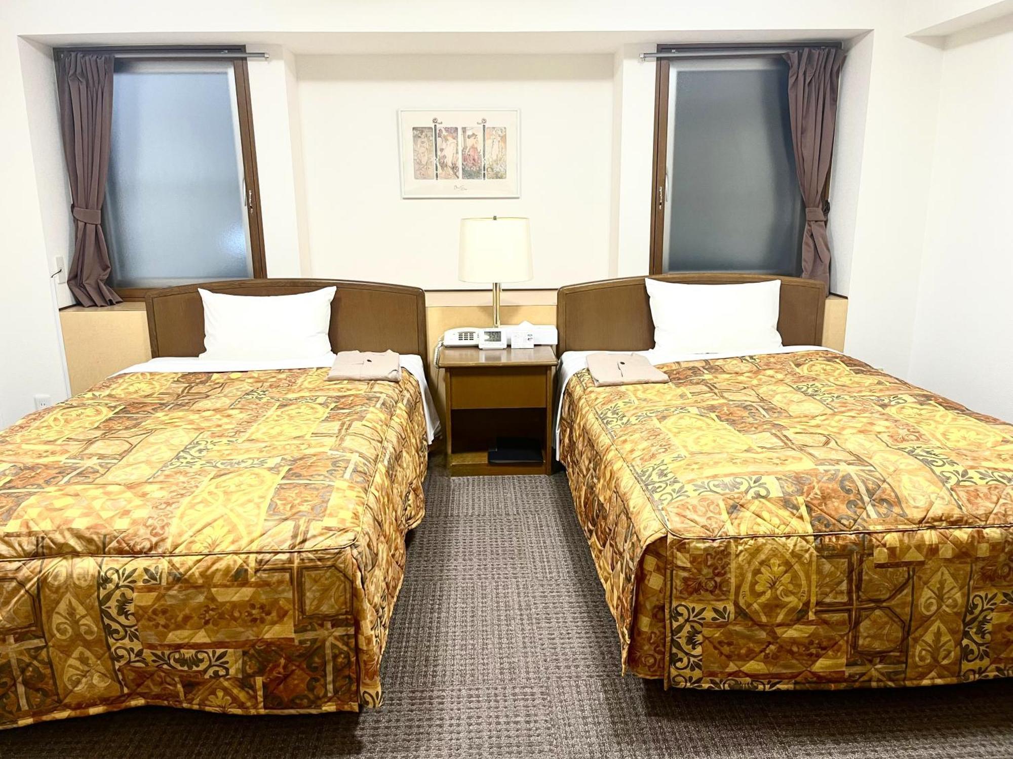 Hotel Tokeidai Саппоро Экстерьер фото